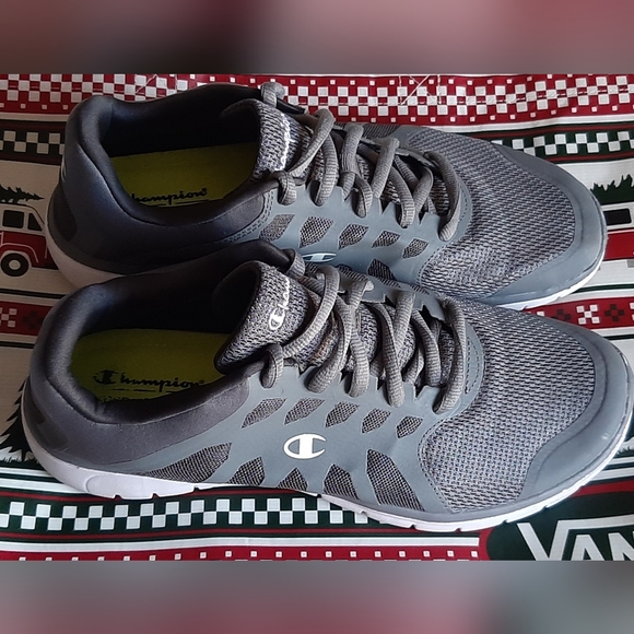 Champion Lightweight Memory Foam Running Shoes - Picture 3 of 16